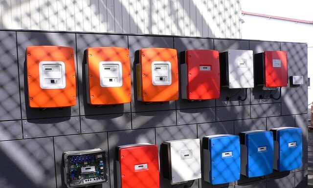 Jak falownik steruje silnikiem?