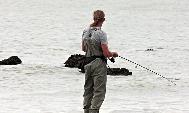 Czym smarować zawiasy drzwi w aucie?