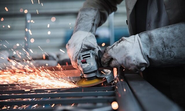 Dlaczego szlifierka kątowa się grzeje?