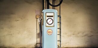 Ile pali Smart 600 benzyna?