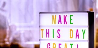 Ile kosztuje folia grzewcza pod panele?