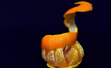 Jak zdjąć podszybie BMW e60?