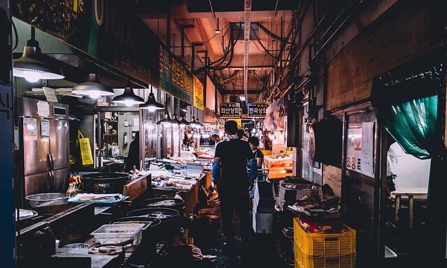 Czym oddzielić lodówkę od zmywarki?