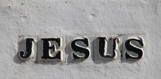 Jak zrobić plakietki?